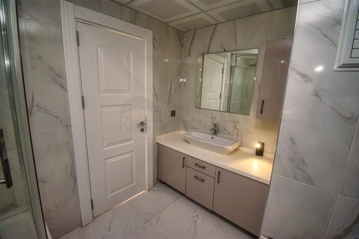 Вилла планировки 6+2 в микрорайоне Моллаюсуф - Анталия 