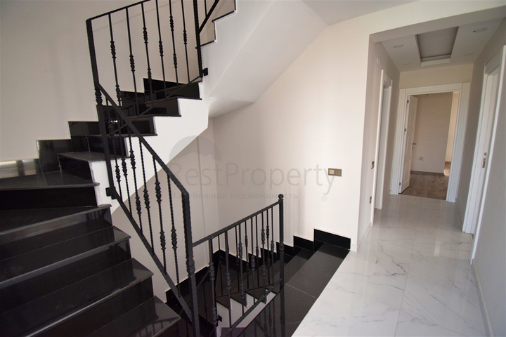 Вилла планировки 6+2 в микрорайоне Моллаюсуф - Анталия 