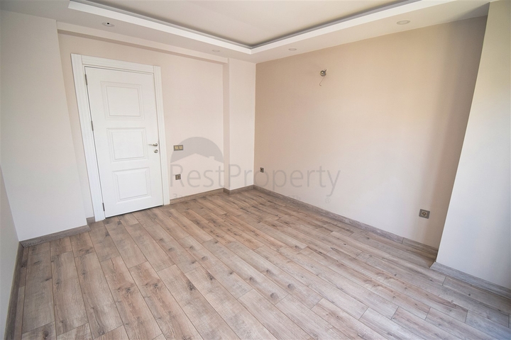 Вилла планировки 6+2 в микрорайоне Моллаюсуф - Анталия 