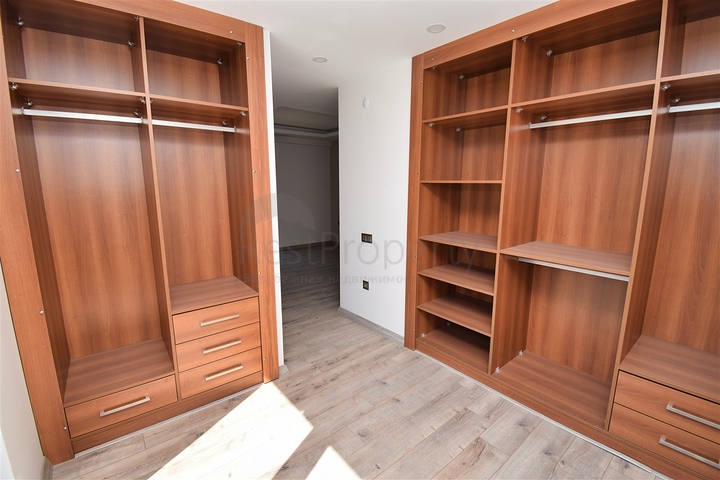 Вилла планировки 6+2 в микрорайоне Моллаюсуф - Анталия 