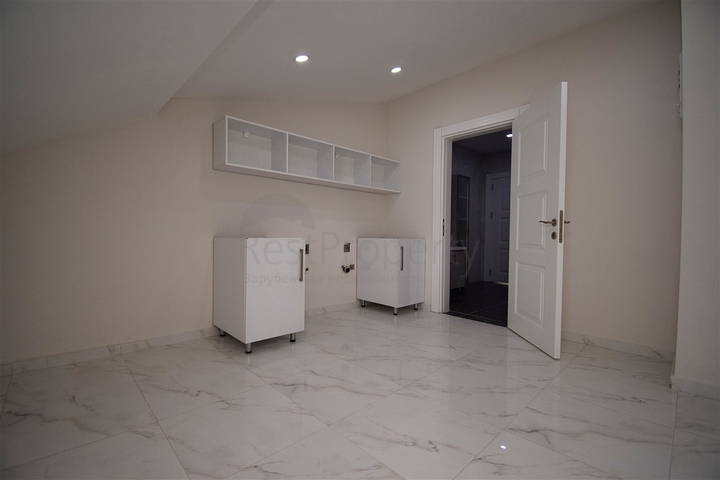 Вилла планировки 6+2 в микрорайоне Моллаюсуф - Анталия 