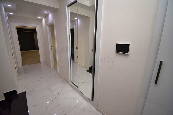 Вилла планировки 6+2 в микрорайоне Моллаюсуф - Анталия 