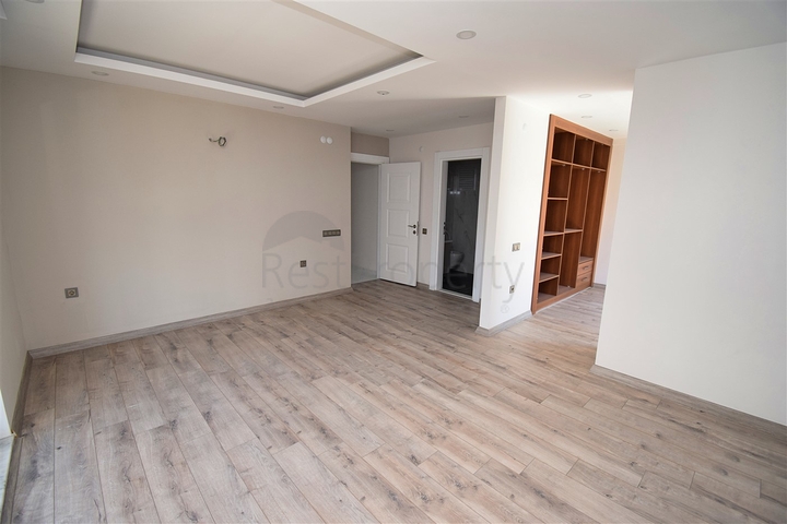 Вилла планировки 6+2 в микрорайоне Моллаюсуф - Анталия 