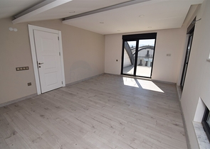 Вилла планировки 6+2 в микрорайоне Моллаюсуф - Анталия 