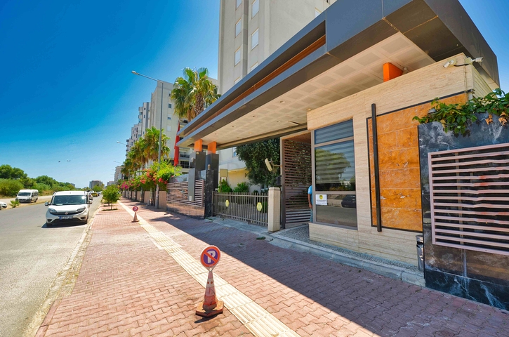 Квартира планировки 2+1 в районе Лара - Анталия 