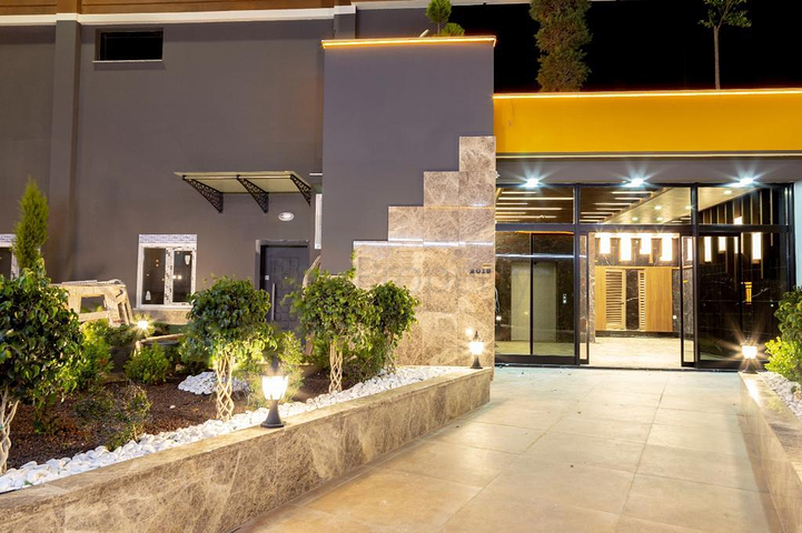 Квартира планировки 2+1 в районе Лара - Анталия 