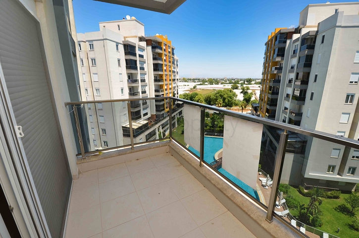 Квартира планировки 2+1 в районе Лара - Анталия 