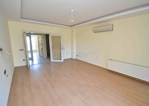 Квартира планировки 2+1 в районе Лара - Анталия 