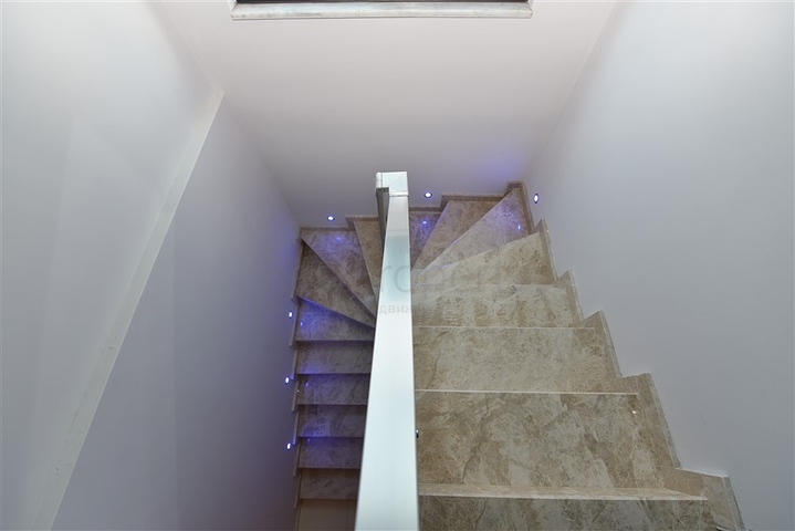 Меблированный пентхаус в комплексе