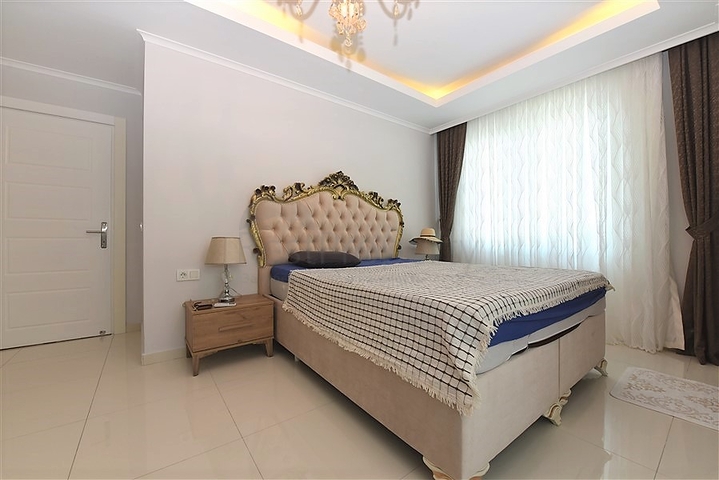 Меблированный пентхаус в комплексе