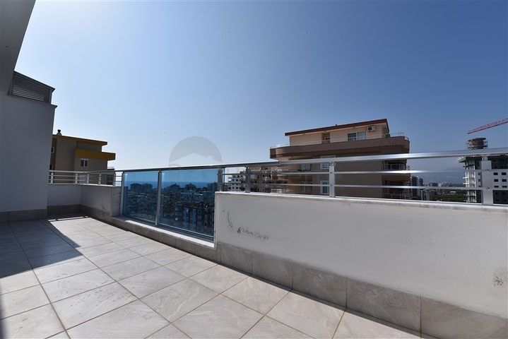 Меблированный пентхаус в комплексе