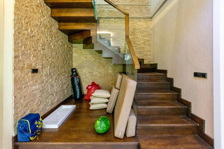 Квартира планировки 4+1 с мебелью в микрорайоне Унджалы - Анталия 