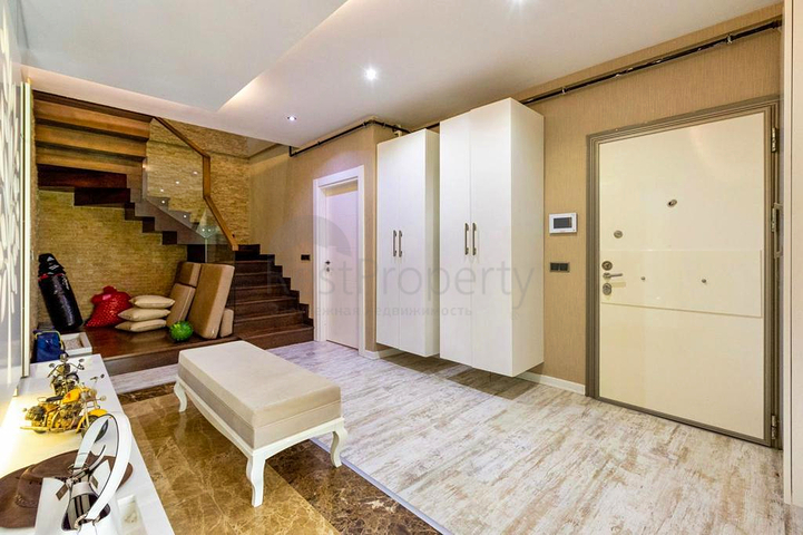 Квартира планировки 4+1 с мебелью в микрорайоне Унджалы - Анталия 