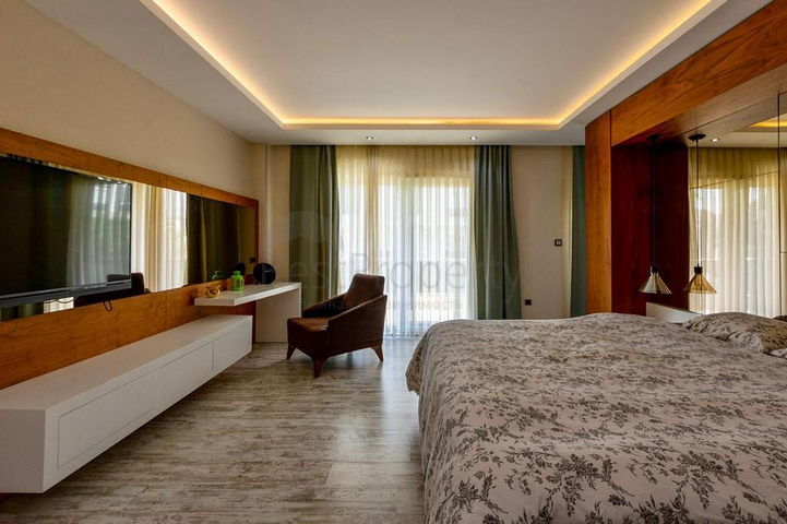 Квартира планировки 4+1 с мебелью в микрорайоне Унджалы - Анталия 