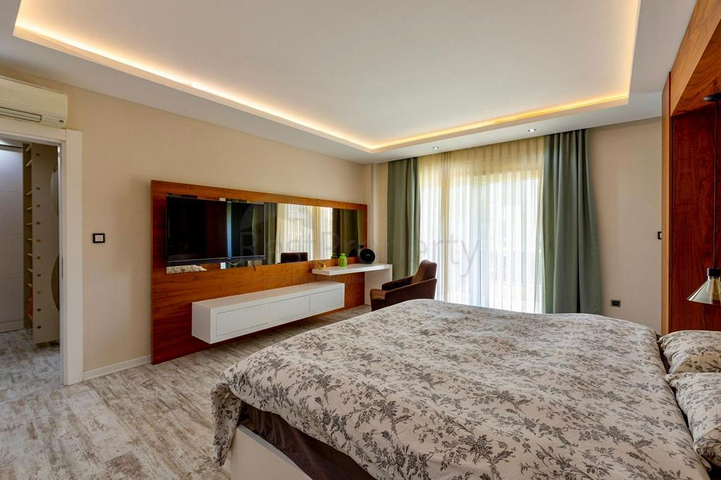 Квартира планировки 4+1 с мебелью в микрорайоне Унджалы - Анталия 