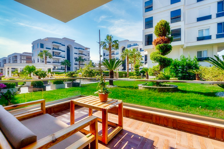 Квартира планировки 4+1 с мебелью в микрорайоне Унджалы - Анталия 