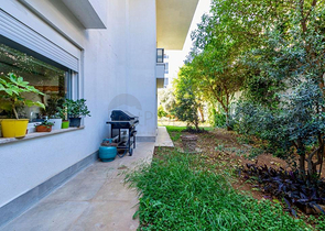 Квартира планировки 4+1 с мебелью в микрорайоне Унджалы - Анталия 