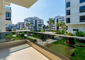 Квартира планировки 4+1 с мебелью в микрорайоне Унджалы - Анталия 