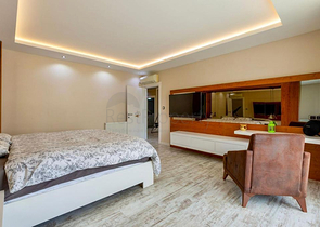 Квартира планировки 4+1 с мебелью в микрорайоне Унджалы - Анталия 