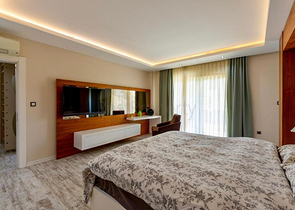 Квартира планировки 4+1 с мебелью в микрорайоне Унджалы - Анталия 