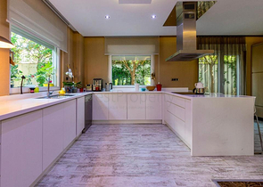 Квартира планировки 4+1 с мебелью в микрорайоне Унджалы - Анталия 