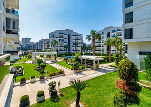 Квартира планировки 4+1 с мебелью в микрорайоне Унджалы - Анталия 