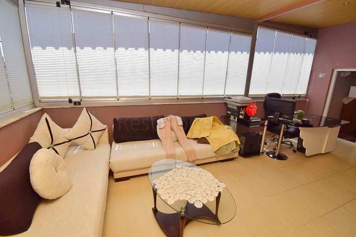 Квартира планировки 5+2 дуплекс в центре города Анталия