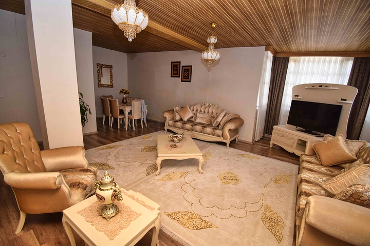 Квартира планировки 5+2 дуплекс в центре города Анталия