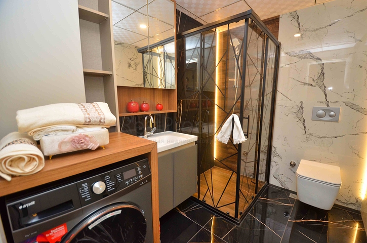 Квартиры планировки 4+1 в центре города Анталия 