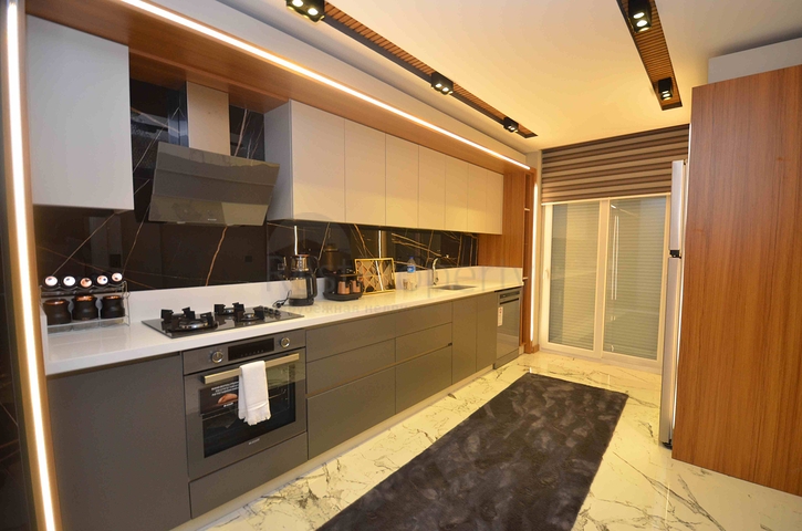 Квартиры планировки 4+1 в центре города Анталия 