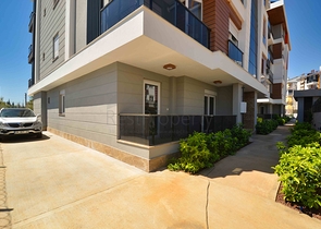 Квартиры планировки 4+1 в центре города Анталия 