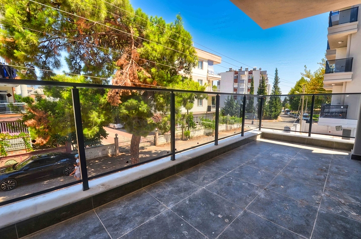 Квартира с бассейном планировки 2+1 в районе Кепез - Анталия