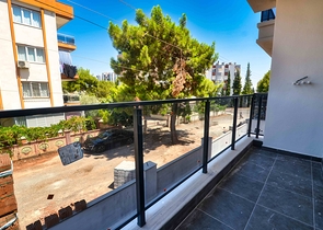 Квартира с бассейном планировки 2+1 в районе Кепез - Анталия