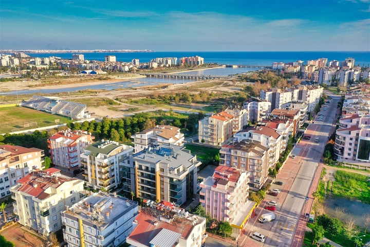 Квартира у подножия гор планировки 2+1 в микрорайоне Лиман - Анталия