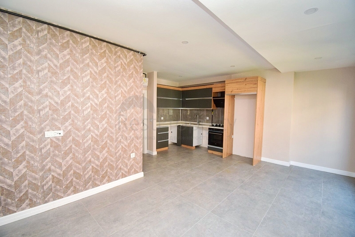 Квартира планировки 2+1 в микрорайоне Гюрсу - Анталия 