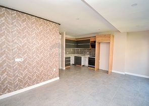 Квартира планировки 2+1 в микрорайоне Гюрсу - Анталия 