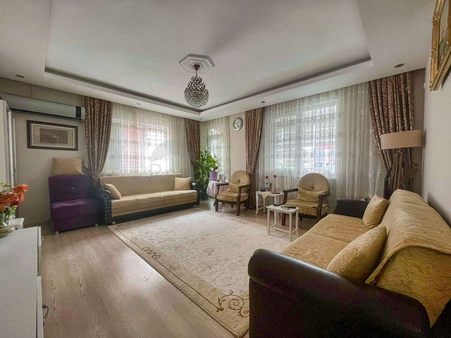 Большая квартира планировки 3+1 в районе Кепез - Анталия  