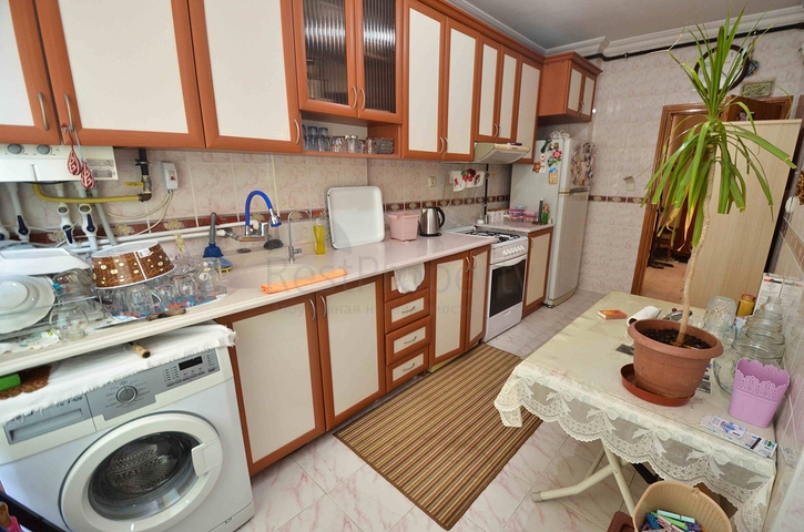 Квартира просторной планировки 3+1 в районе Лара - Анталия 