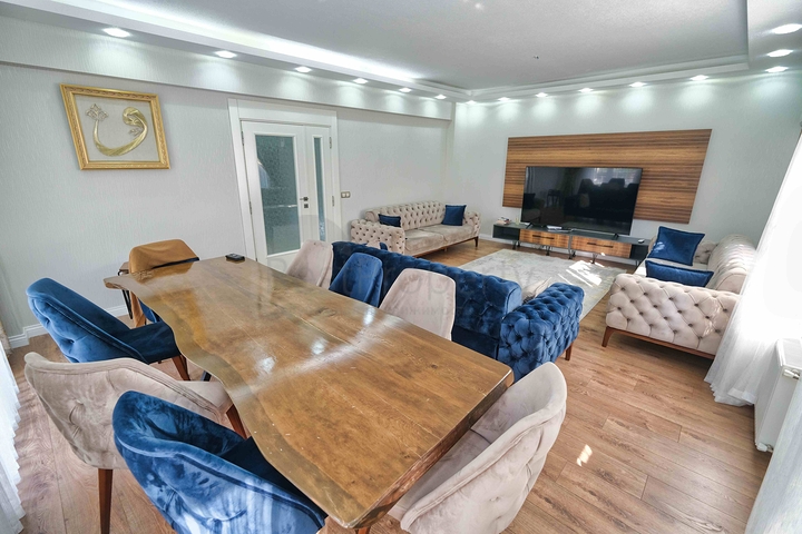 Квартира планировки 3+1 в районе Лиман - Анталия 