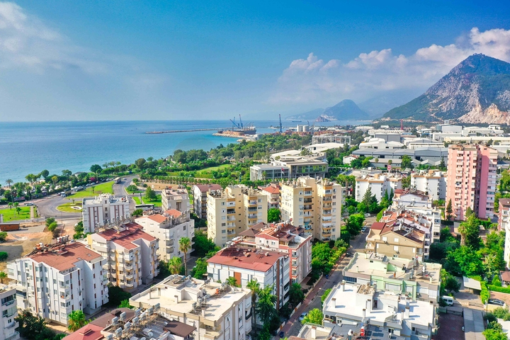 Квартира планировки 3+1 в районе Лиман - Анталия 