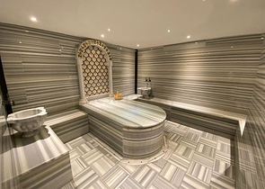 Просторная вилла планировки 6+1 в районе Кемер - Анталия 