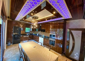 Просторная вилла планировки 6+1 в районе Кемер - Анталия 