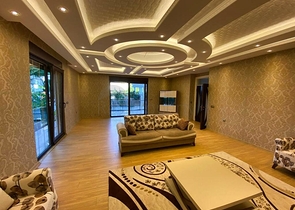 Просторная вилла планировки 6+1 в районе Кемер - Анталия 