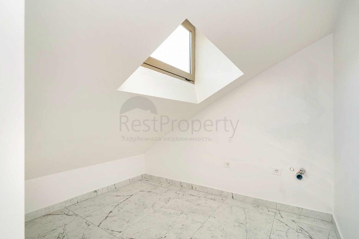 Просторная вилла планировки 6+1 в районе Дошемеалты - Анталия 