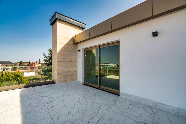 Просторная вилла планировки 6+1 в районе Дошемеалты - Анталия 