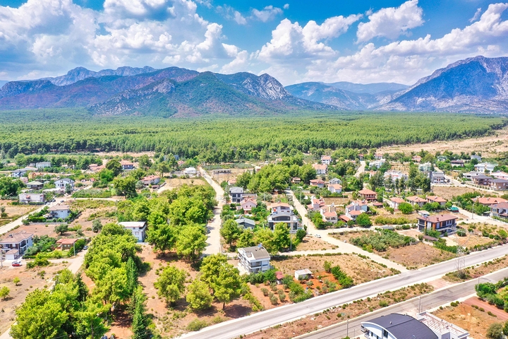 Просторная вилла планировки 6+1 в районе Дошемеалты - Анталия 