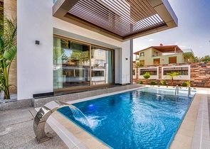 Просторная вилла планировки 6+1 в районе Дошемеалты - Анталия 