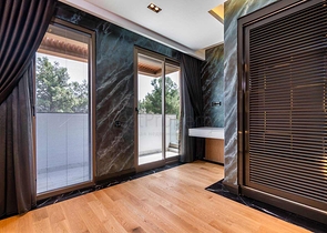 Просторная вилла планировки 6+1 в районе Дошемеалты - Анталия 