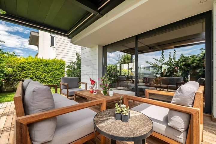 Вилла в комплексе , планировки 3+2 в районе Лара - Анталия 