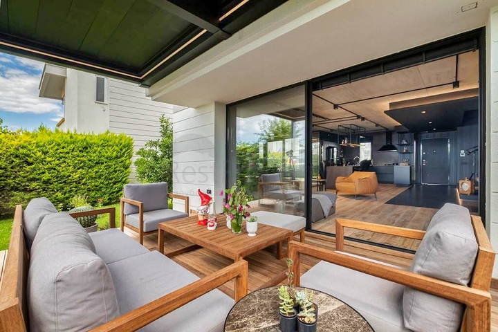 Вилла в комплексе , планировки 3+2 в районе Лара - Анталия 